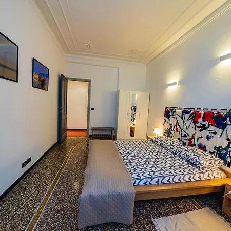 Apartment La Casa Di Archimede Genoa